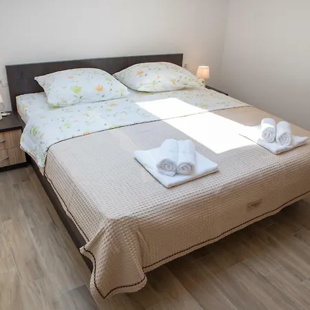 Guest house Butigan Klek